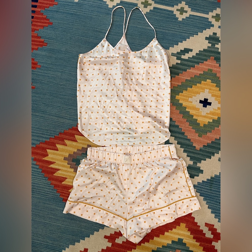 Victoria’s Secret sleep set